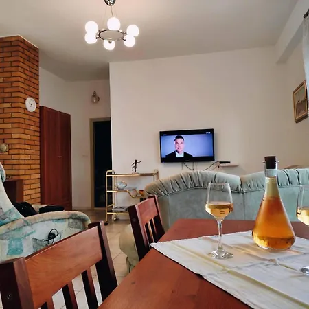 Διαμέρισμα Kastel Stafilic Comfortable Kaštela
