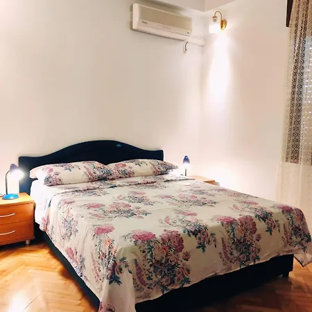 Kastel Stafilic Comfortable * Kaštela